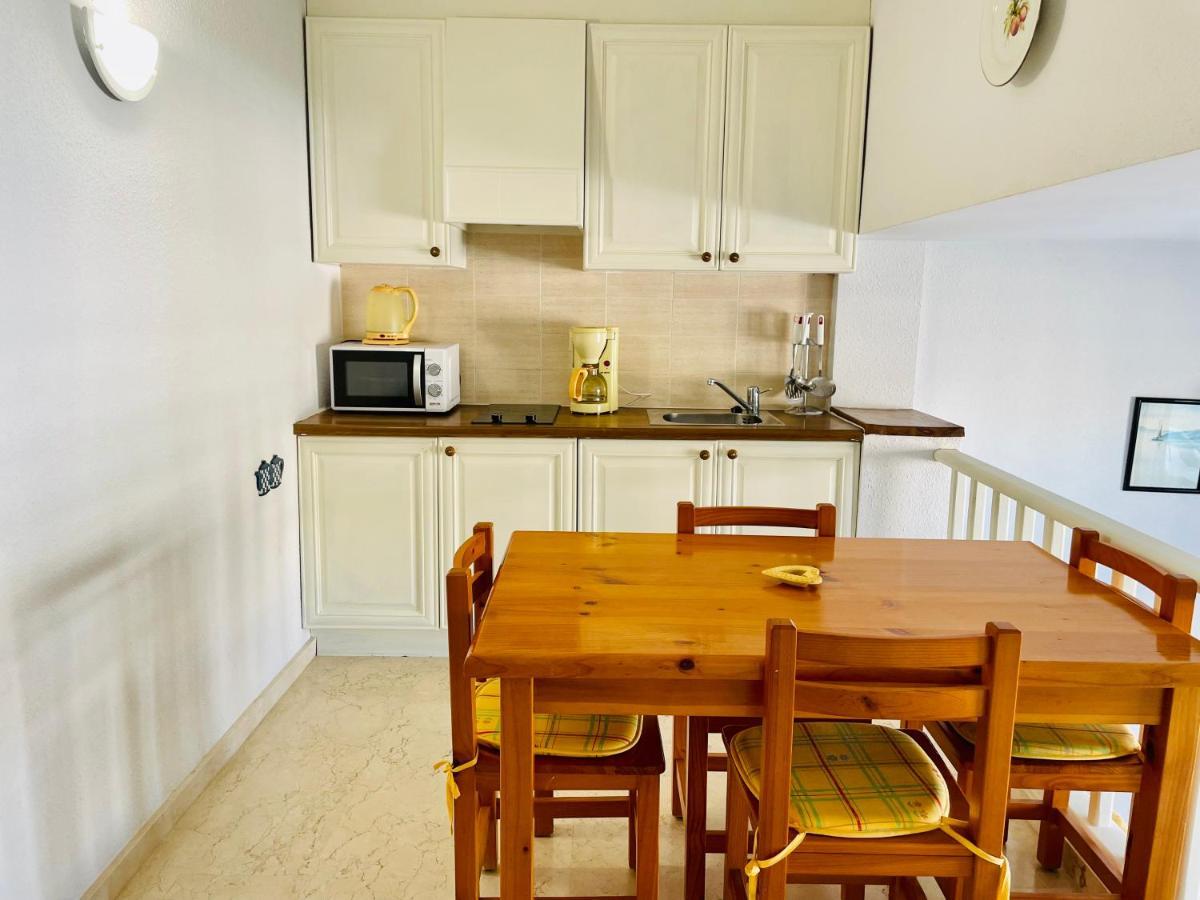 Port Royal B1 2-2 - Apartamento Con Vistas Al Canal - Cerca Playa เอมปูเรียบราบา ภายนอก รูปภาพ